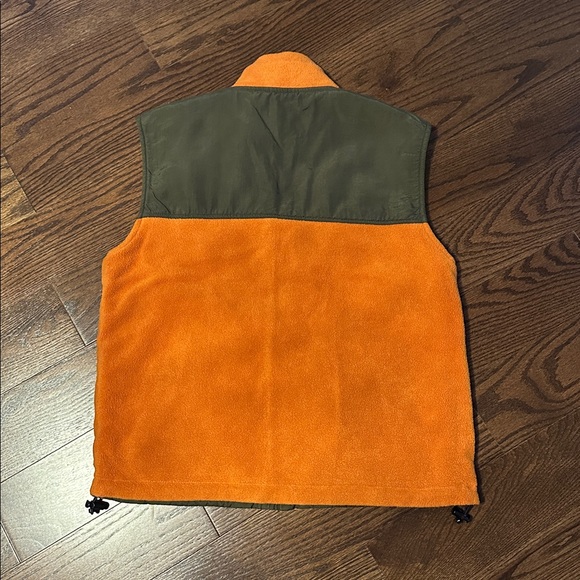 Reversible Vest - Picture 4 of 5